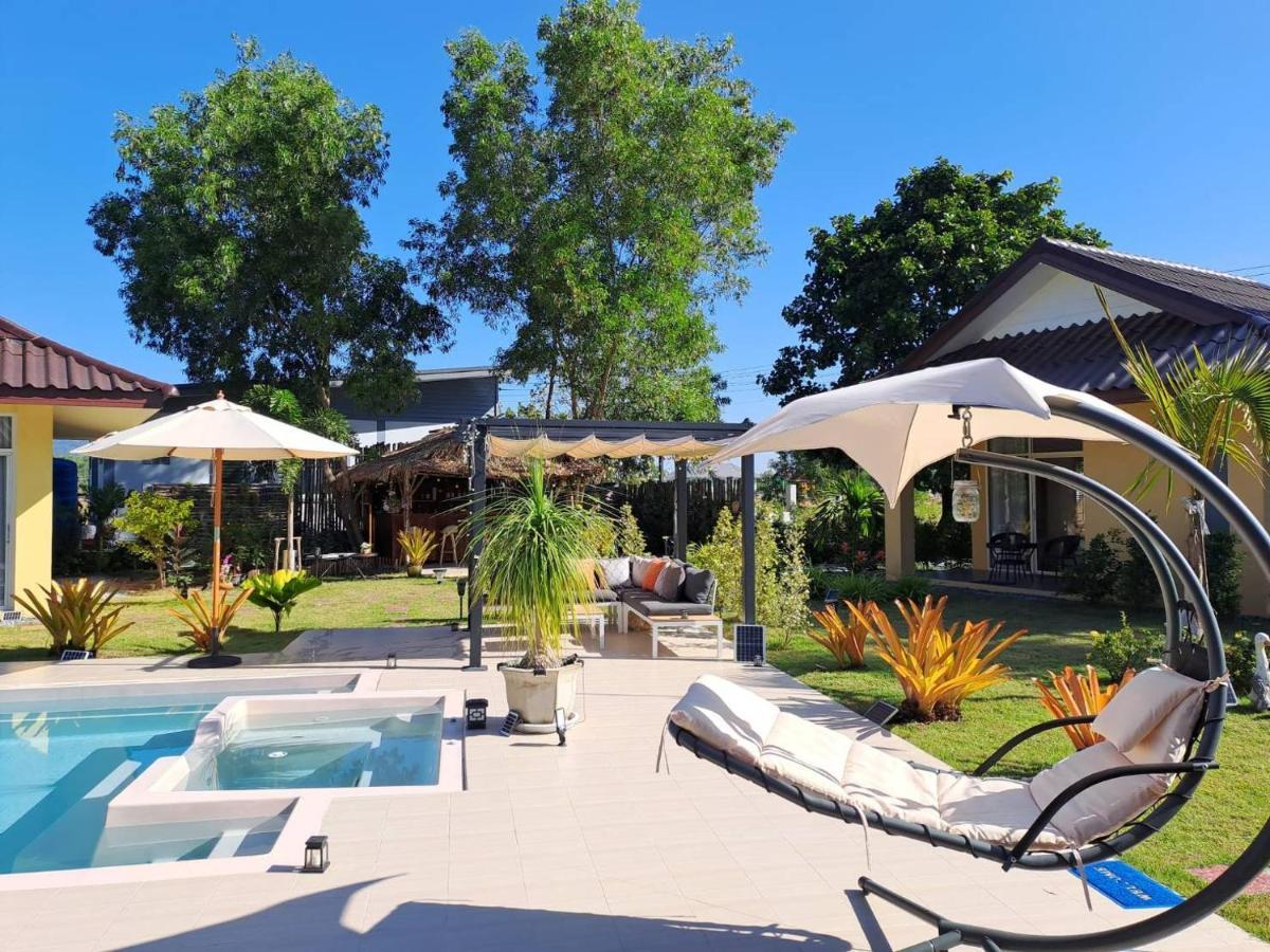 Pool Villa, Resort, Mae Ramphueng Beach, Ban Phe, Rayong, Residence M Thailand (Adults Only) Ban Chamrung Екстер'єр фото