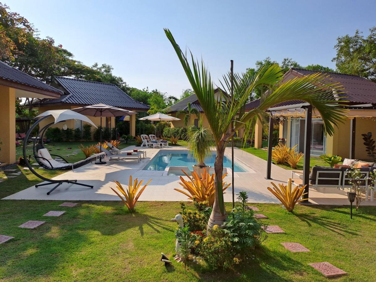 Pool Villa, Resort, Mae Ramphueng Beach, Ban Phe, Rayong, Residence M Thailand (Adults Only) Ban Chamrung Екстер'єр фото